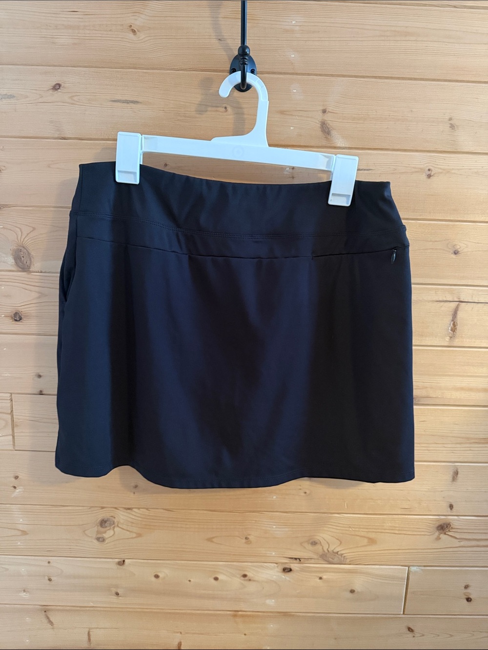 Black Women’s Active Skort - Picture 2 of 2